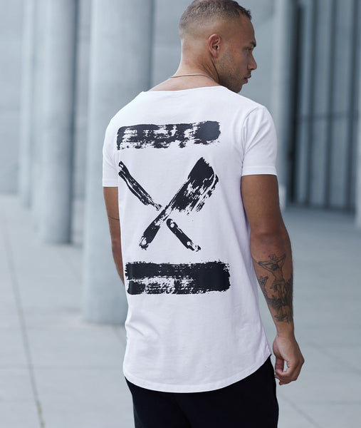 Inked Blades Cutted Neck