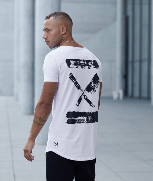 Inked Blades Cutted Neck