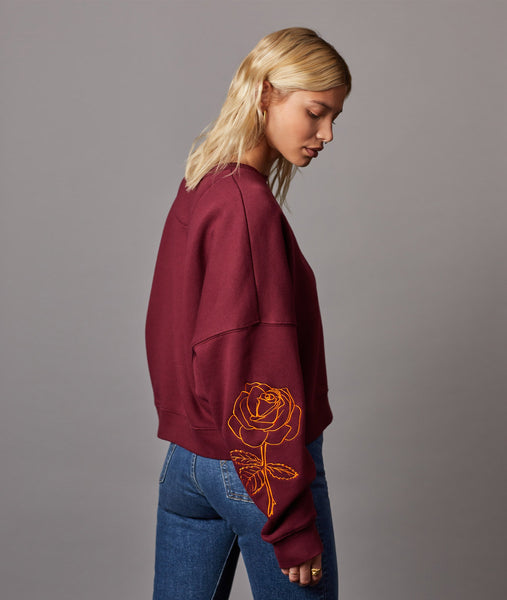 WMN DSTRTD Rose