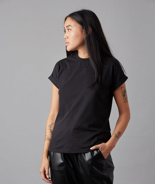 WMN Classic Tight Round Neck
